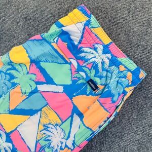 Chubbies Men's XL 5.5" Mesh Lined Oceansides Classic Swim Trunks Neon Palm Print